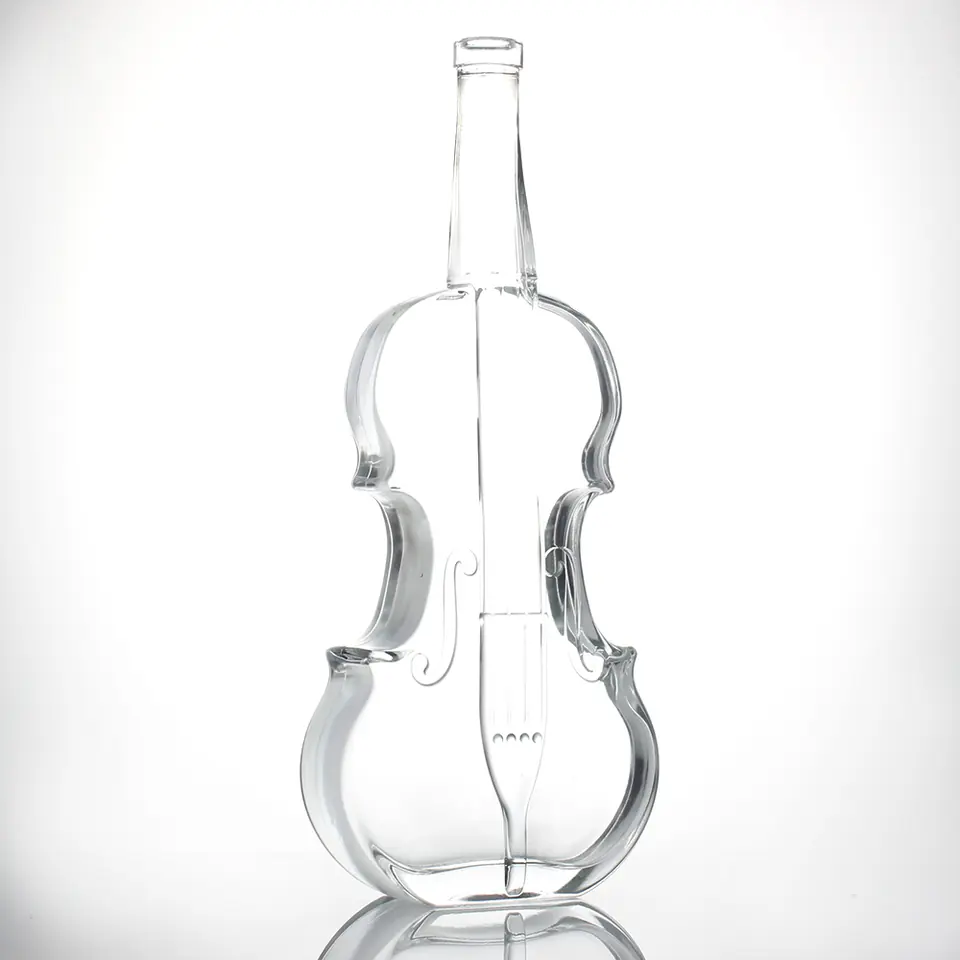 Clear borosilicate glass spirits bottle with cork, 500–1000 ml